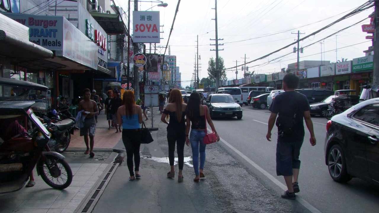 Philippines - Angeles City - Fields Avenue